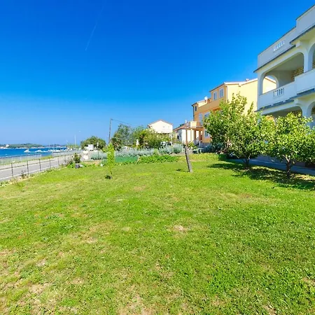 Marica Apartamento Supetarska Draga