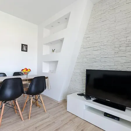 Marica Supetarska Draga